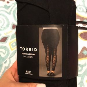 Torrid Size 1 - Lattice Leggings